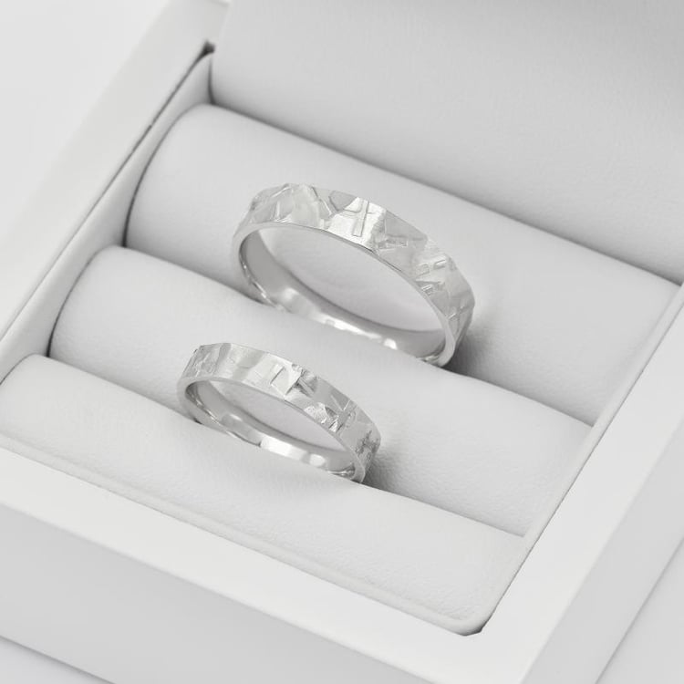 Reliéfne snubné prstene 37764