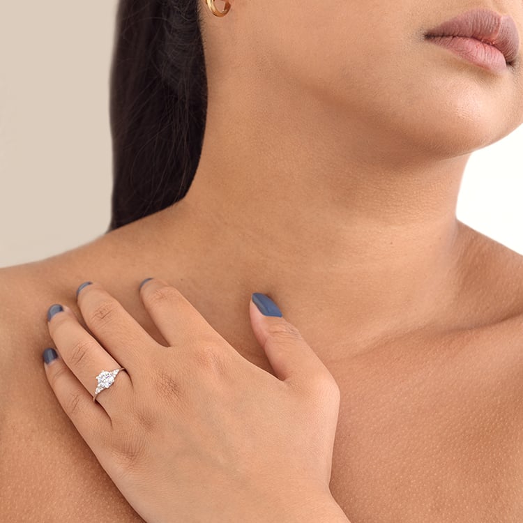 Zásnubný prsteň s diamantmi Diana 126254