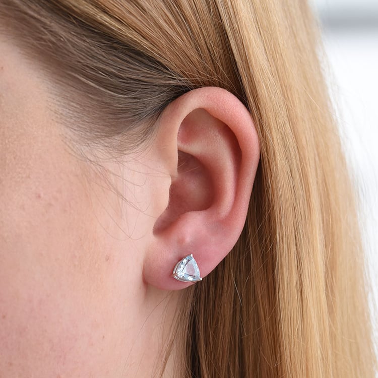 Strieborné náušnice s modrými topásmi 78712