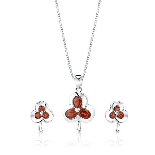 Granátová kolekcia šperkov