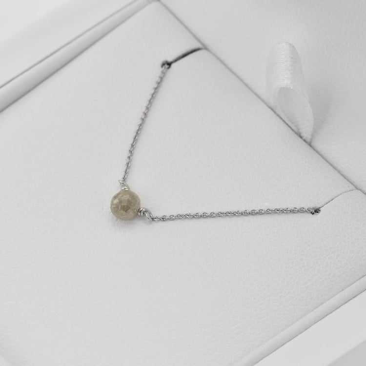 Náhrdelník s diamantom 37037