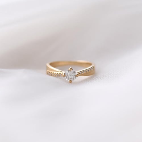 Zásnubný prsteň s lab-grown diamantmi Sanely