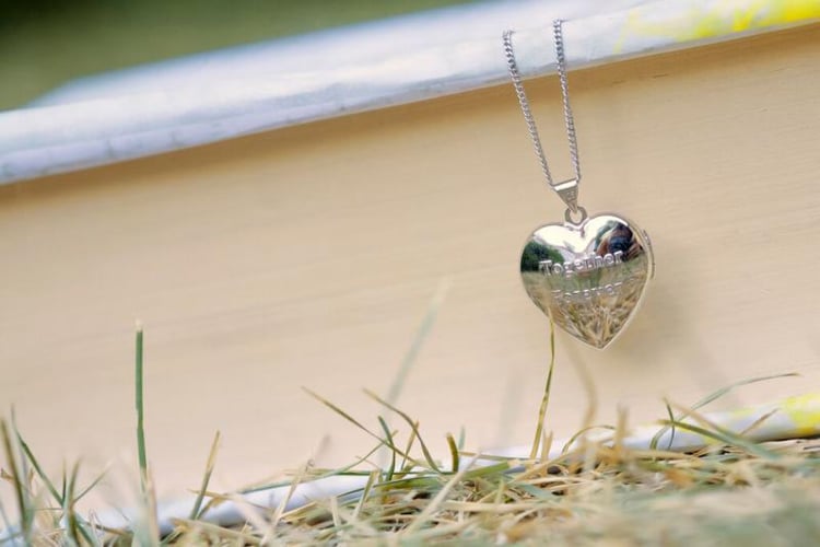 Medajlón v tvare srdca Anoush 6348