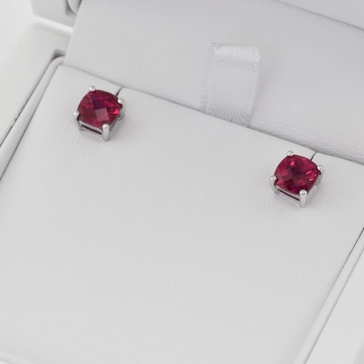 Rubínové náušnice 26739