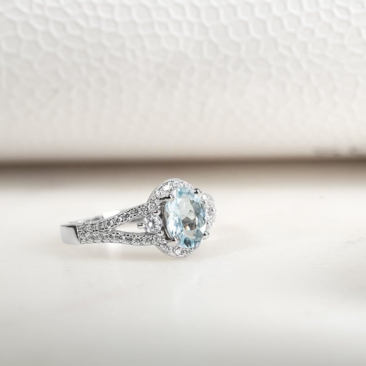 Strieborný prsteň s akvamarínom Umtas 133321