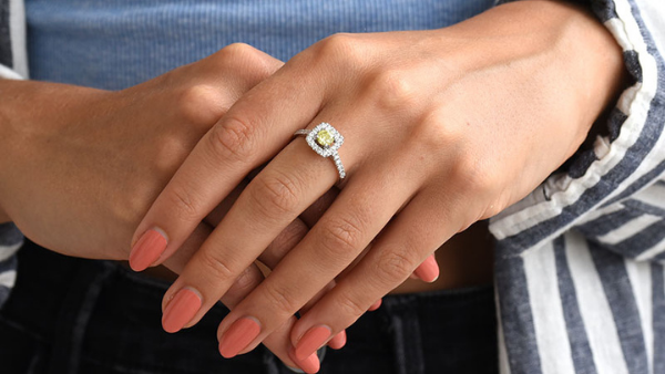 Šperky roku 2021 alebo aktuálne módne trendy