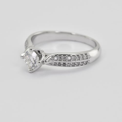 Zásnubný prsteň s lab-grown diamantmi Nabyne