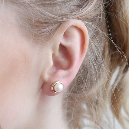 Elegantné perlové náušnice Colton