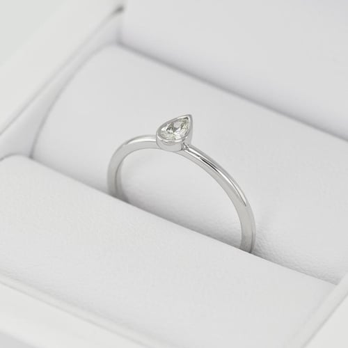 Zlatý zásnubný set prsteňov s pear ertifikovaným diamantom Paiha