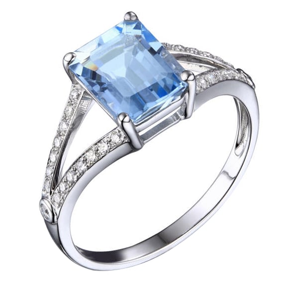 Zlatý prsteň s akvamarínom Penelopa