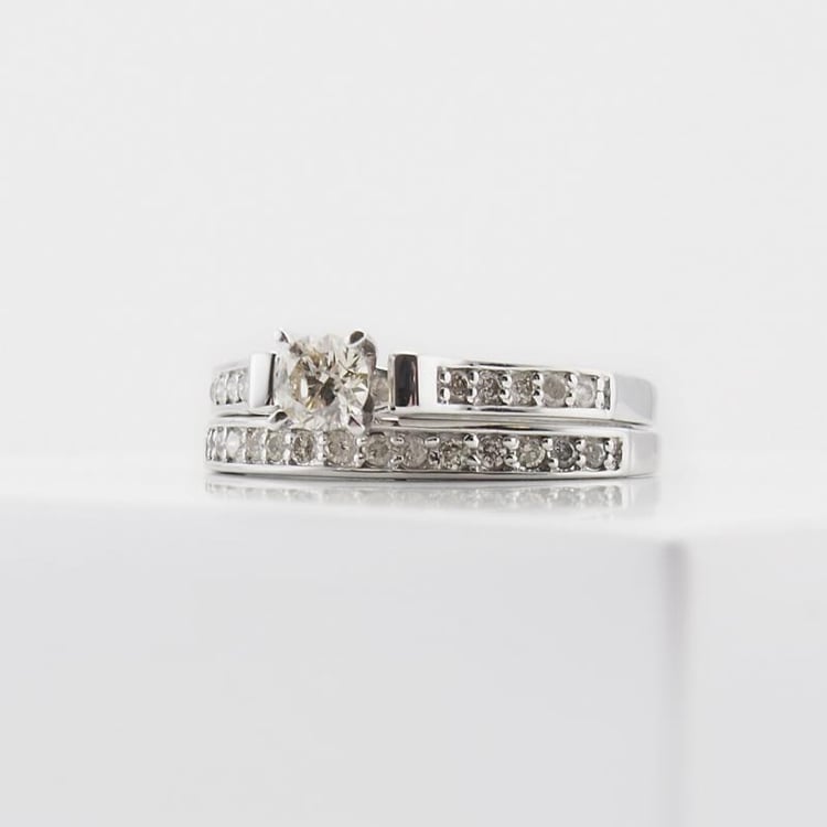 Zlaté prstene 11883