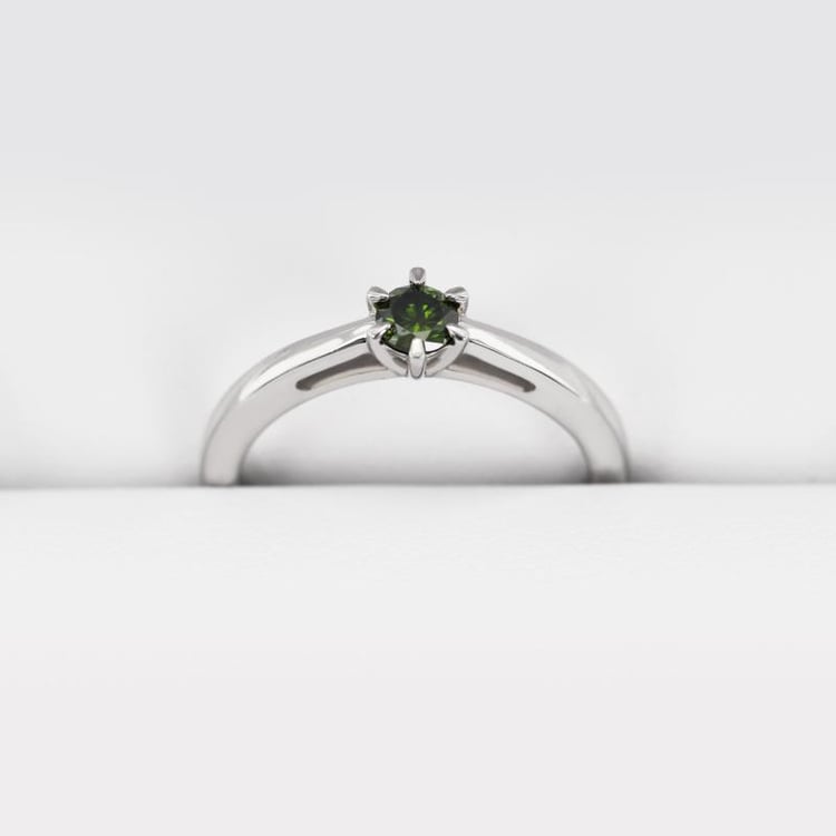 Zásnubný prsteň so zeleným diamantom 15190