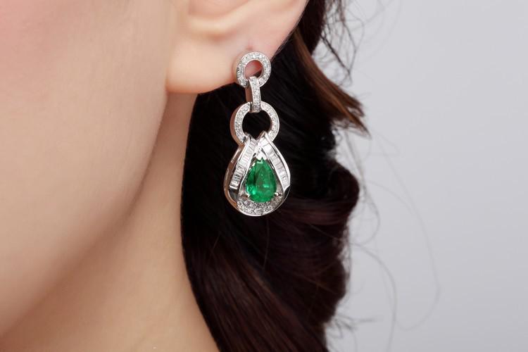 Náušnice so smaragdom a diamantmi Delicia 6982
