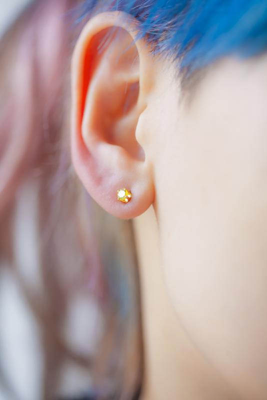 Zlaté náušnice so žltými diamantmi Kalany 3310