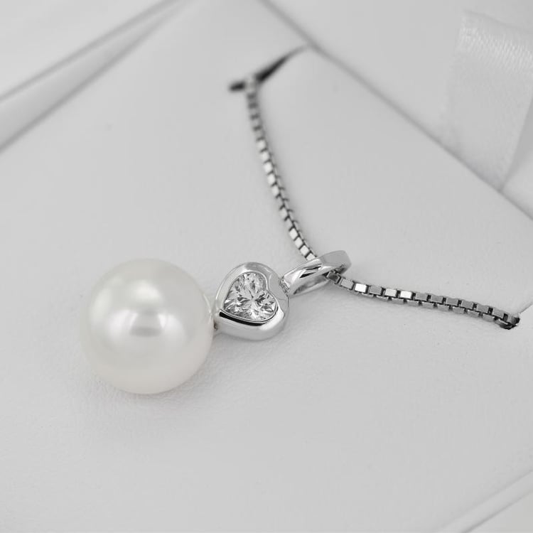 Perlový náhrdelník so zirkónmi 3475