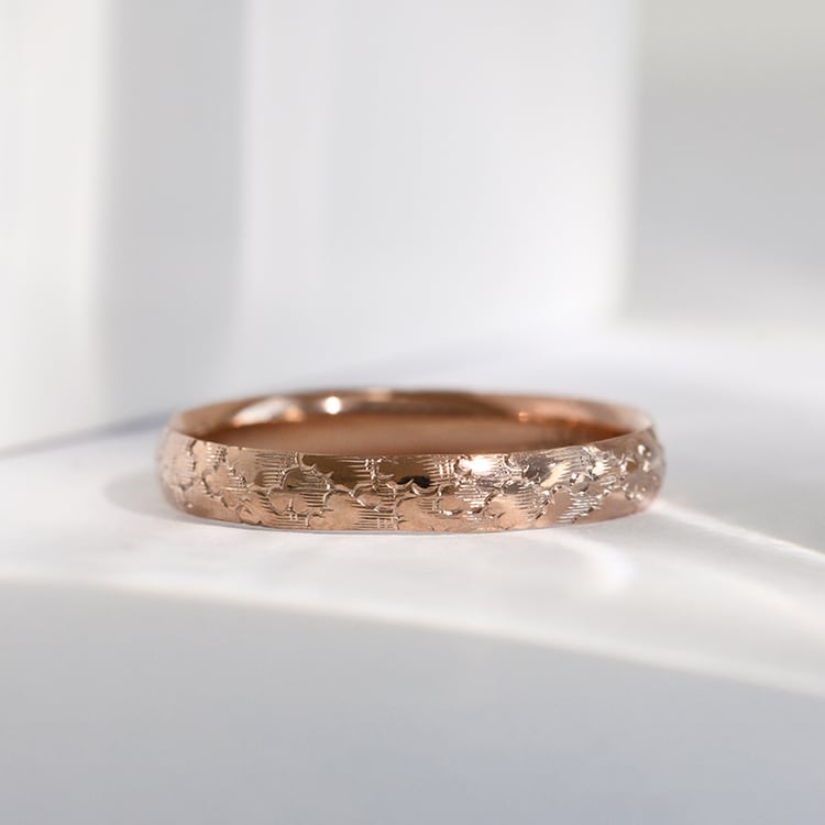 Svadobné obrúčky s ručnou rytinou mrakov Bowen 118339