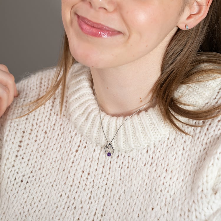 Strieborný prívesok matka a dieťa s ametystom a diamantom Ella 151211