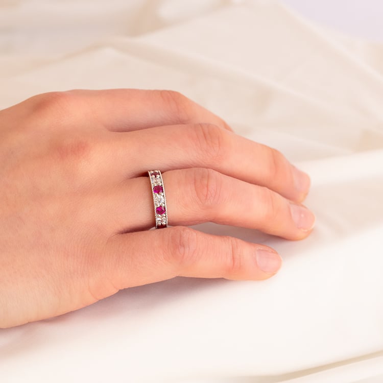Eternity prsteň zo striebra s rubínmi a zirkónmi Oana 142389