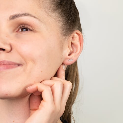 Minimalistické náušnice zo zlata Barr