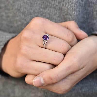Ametystový prsteň