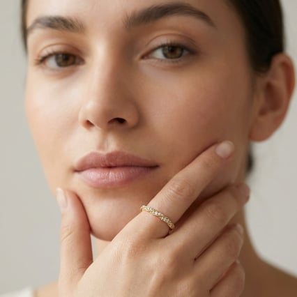 Prepletený rozvodový eternity prsteň s lab-grown diamantmi Arnulf