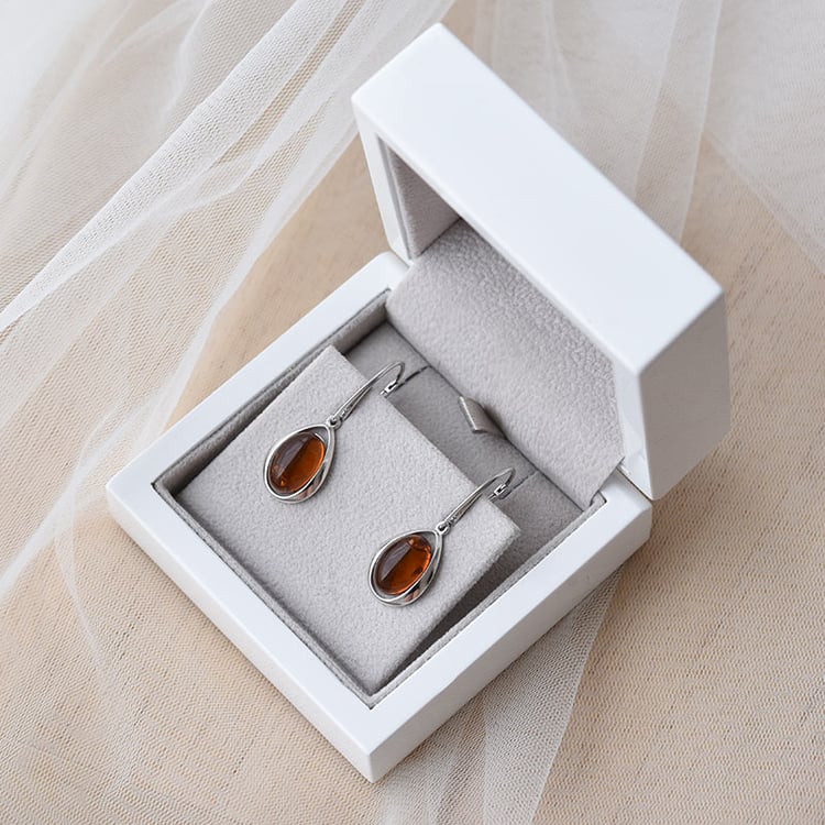 Náušnice s koňakovými jantáru 67062