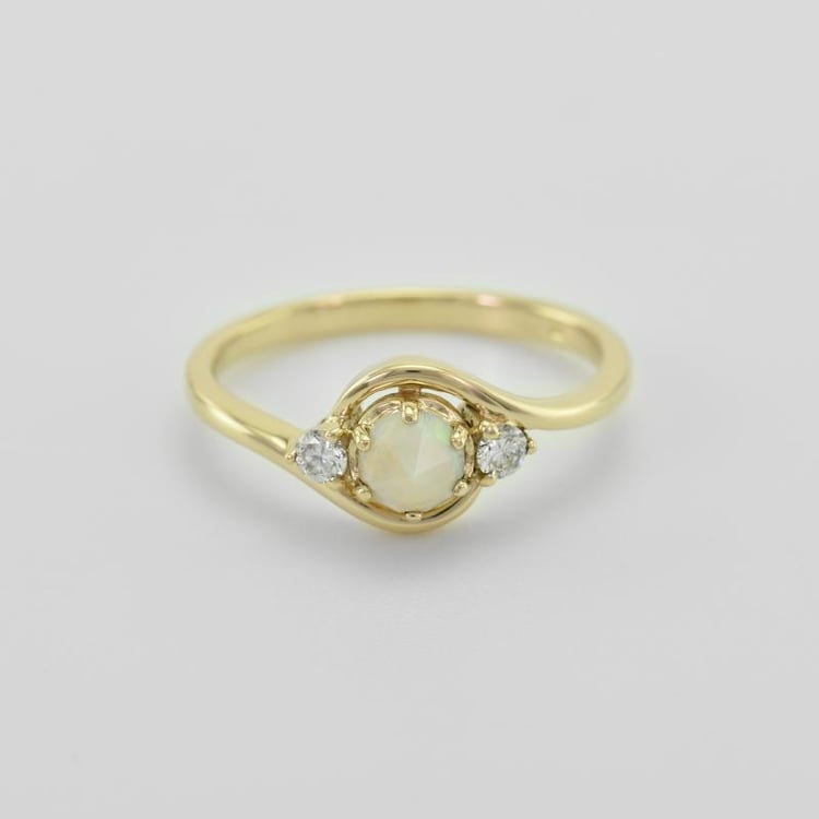 Prsteň s opálom 42307