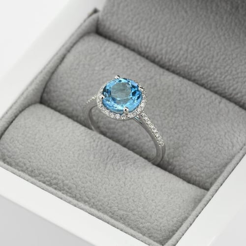 Zlatý prsteň s 2.75ct topásom a diamantmi Dulia
