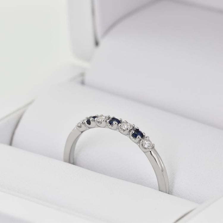 Prsteň so zafírmi a diamanatmi 29334