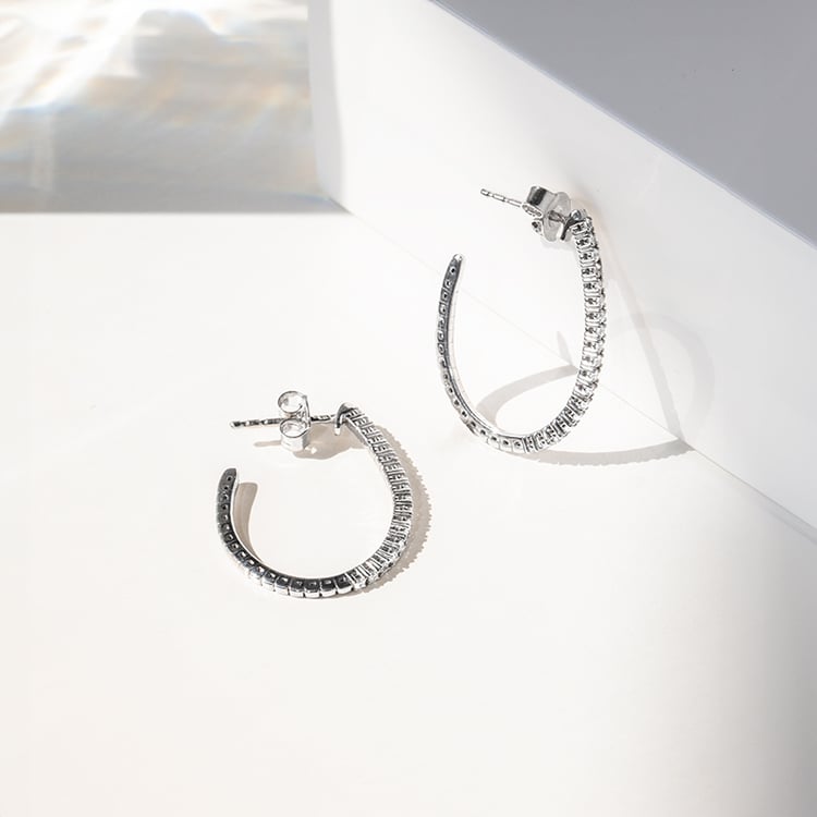 Zlaté flexi polkruhové náušnice s lab-grown diamantmi Close 142092