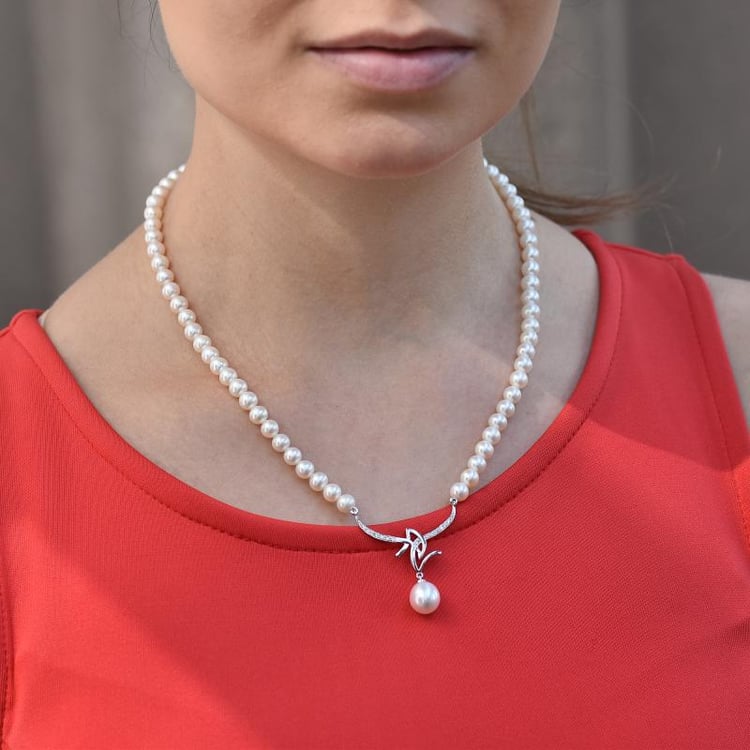 Perlový náhrdelník 24571