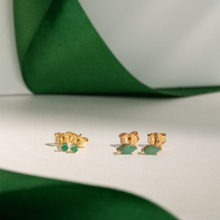 Náušnice so smaragdmi s výberom veľkosti Dalia 120349
