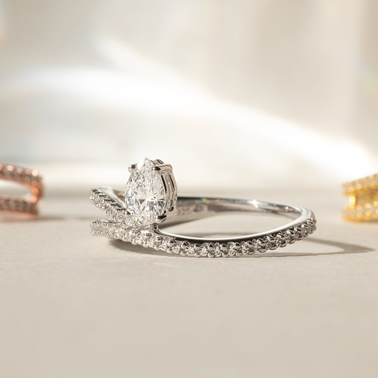 Atypický zásnubný prsteň s lab-grown diamantmi Finie 138626