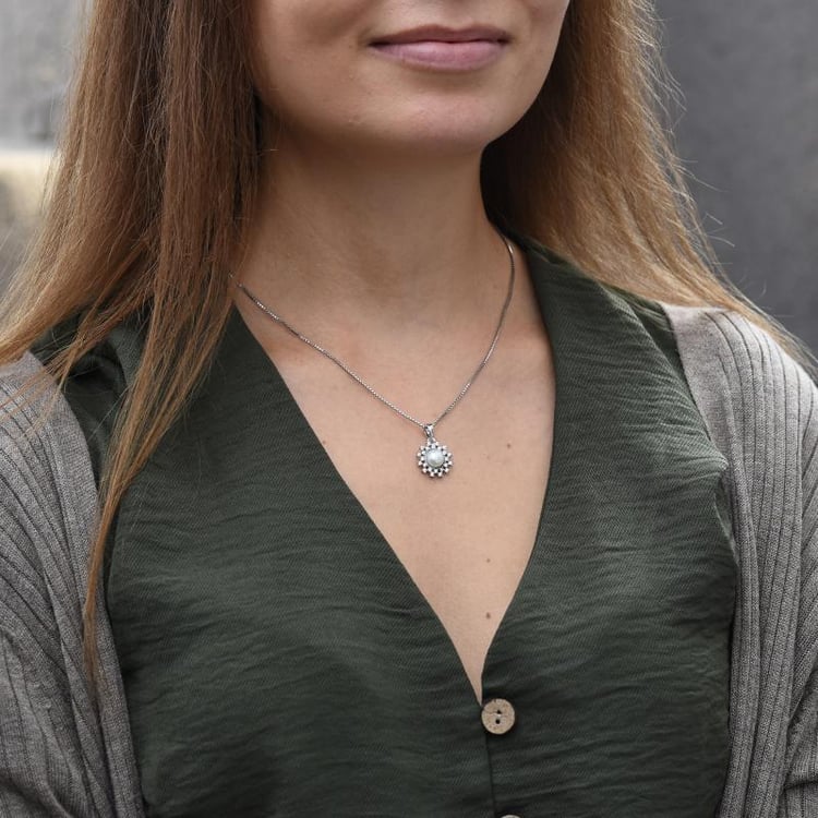 Romantický strieborný náhrdelník s perlou a zirkónmi Arliss 49220