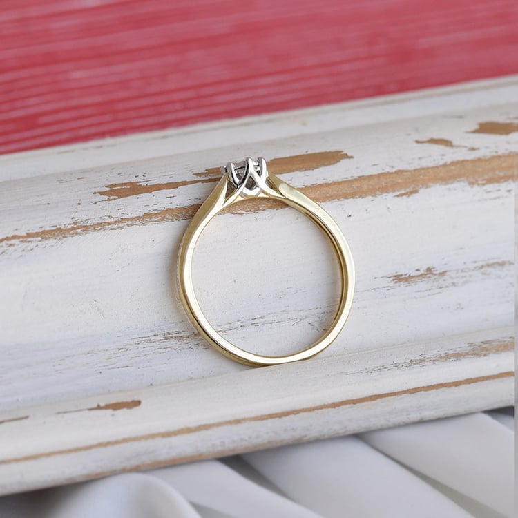 Zásnubný prsteň s diamantom zo žltého zlata 84797