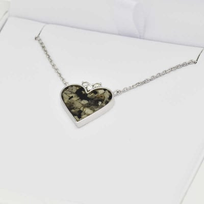 Srdiečkový náhrdelník