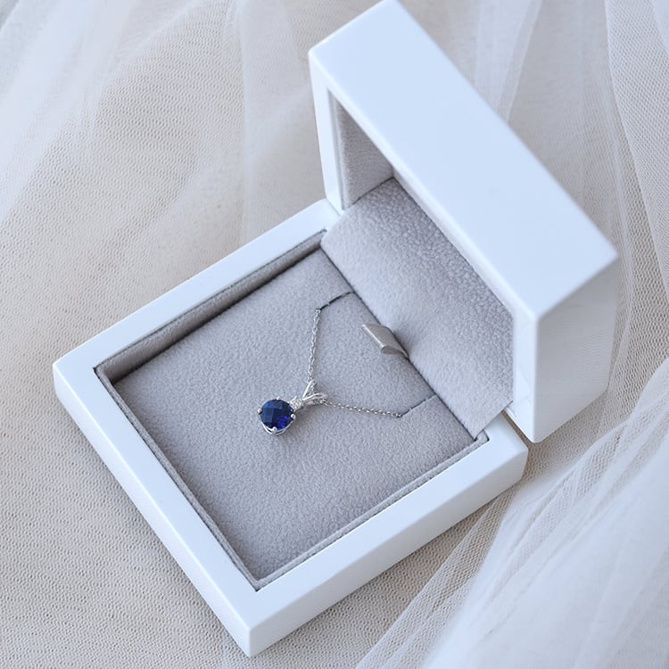 Zlatý náhrdelník 67682