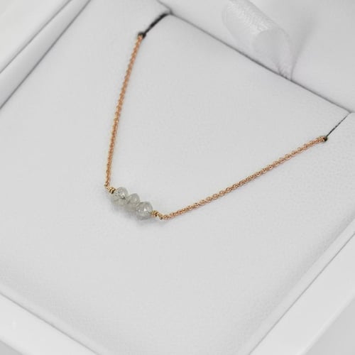 Zlatý choker s diamantovými korálkami Serah