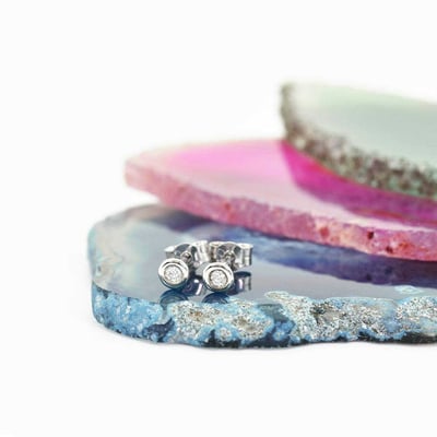 Platinové náušnice s diamantmi 