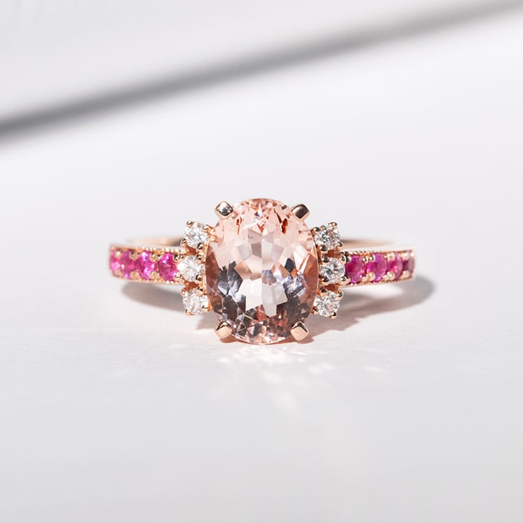 Morganitový zlatý prsteň so zafírmi a diamantmi Hanih 115623