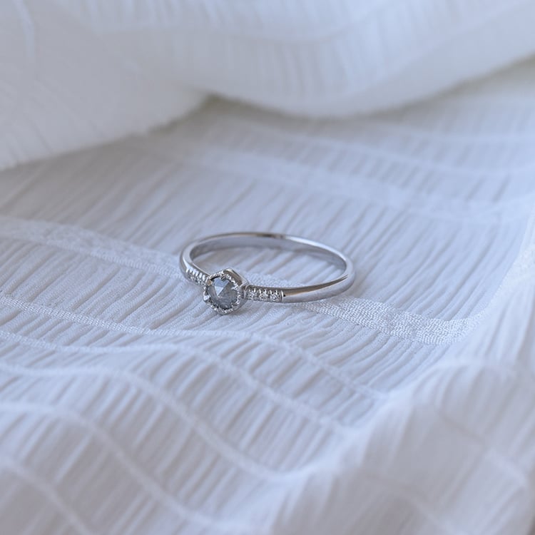 Prsteň s diamanetm 68075