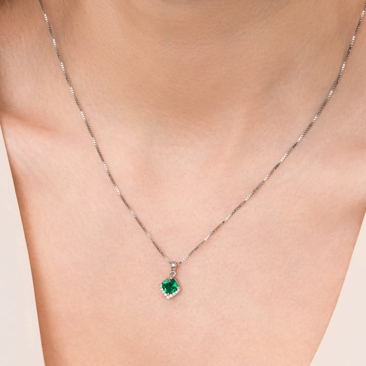 Strieborný prívesok so smaragdom 165661