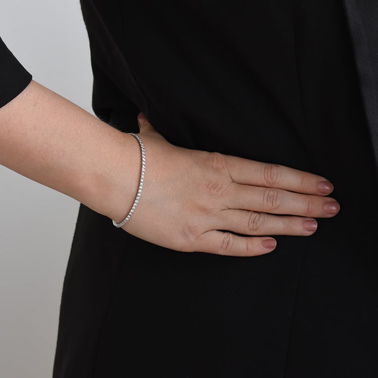 Elegantný strieborný náramok s diamantmi Dorian 107952