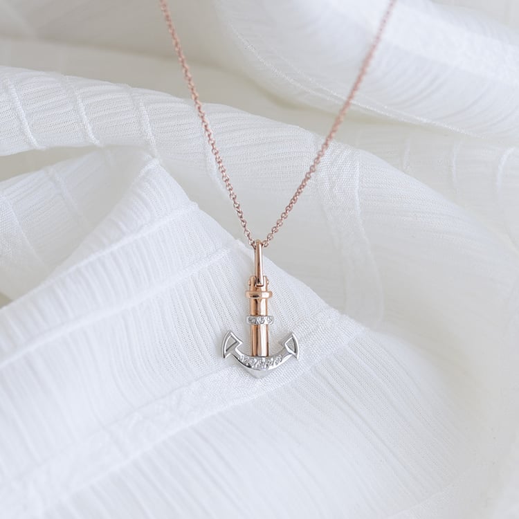 Strieborný prívesok kotva s lab-grown diamantmi Anchore 104283