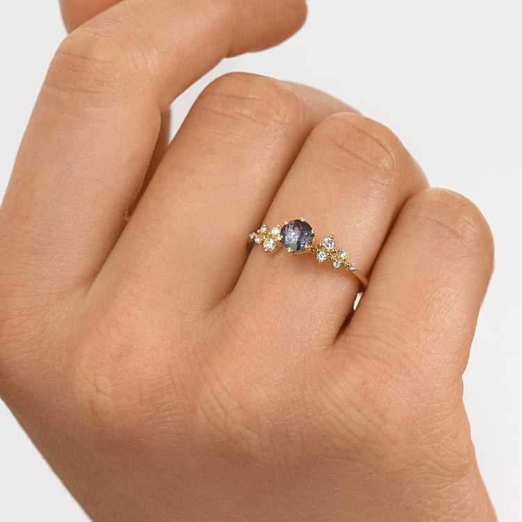 Zásnubný prsteň s lab-grown alexandritom a lab-growndiamantmi Olha 153154