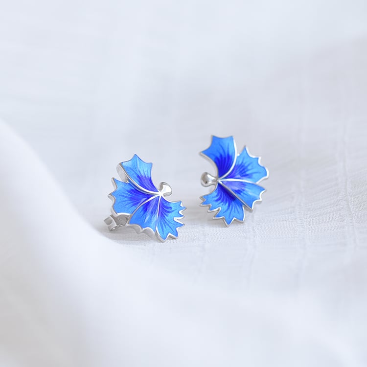 Náušnice s kvetinovým motívom 64098