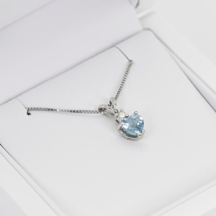 Náhrdelník s akvamarínom 14129