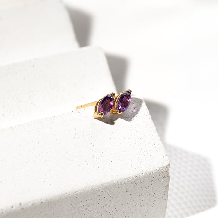 Minimalistické strieborné náušnice s ametystmi Sistine 131400