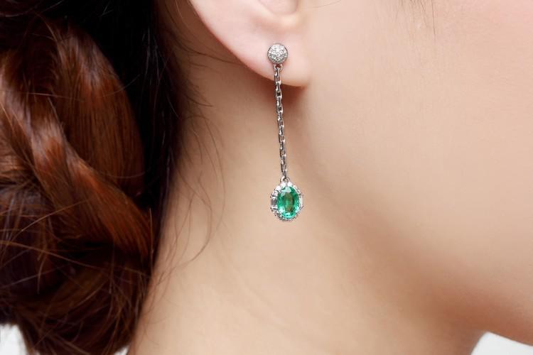 Diamantové smaragdové náušnice 4898