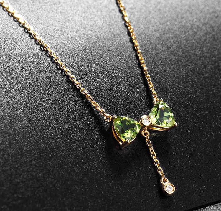 Olivínový náhrdelník 9815